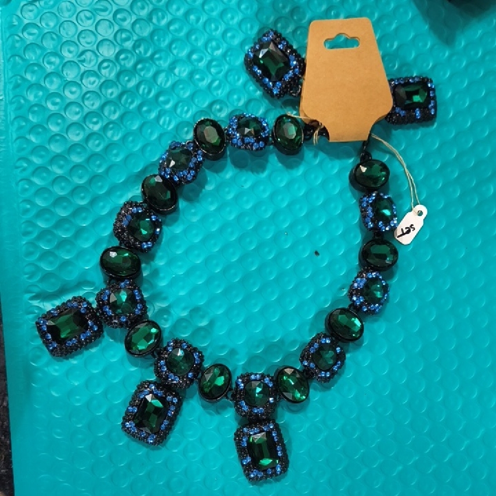 Elegant Green and Blue Gemstone Necklace